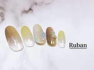 定額ジェルネイル￥8800